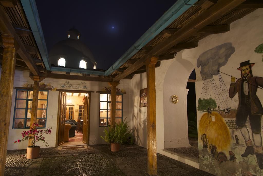 Las Palmeras Inn Otavalo Ngoại thất bức ảnh