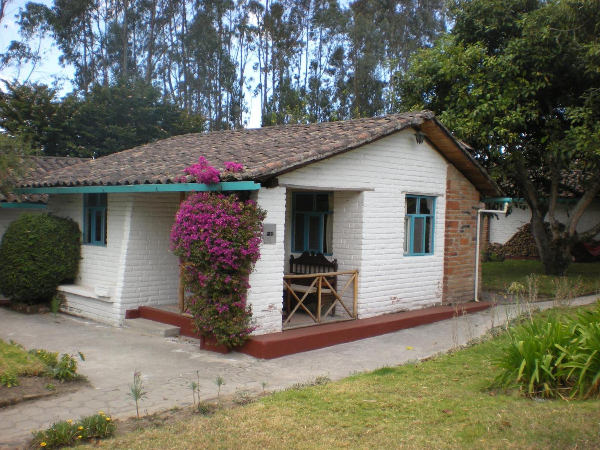 Las Palmeras Inn Otavalo Ngoại thất bức ảnh
